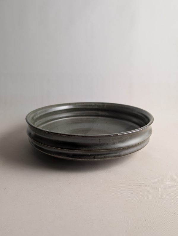 Platter bowl in gumnut