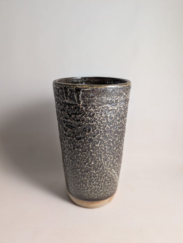 Vase in black and white mottle